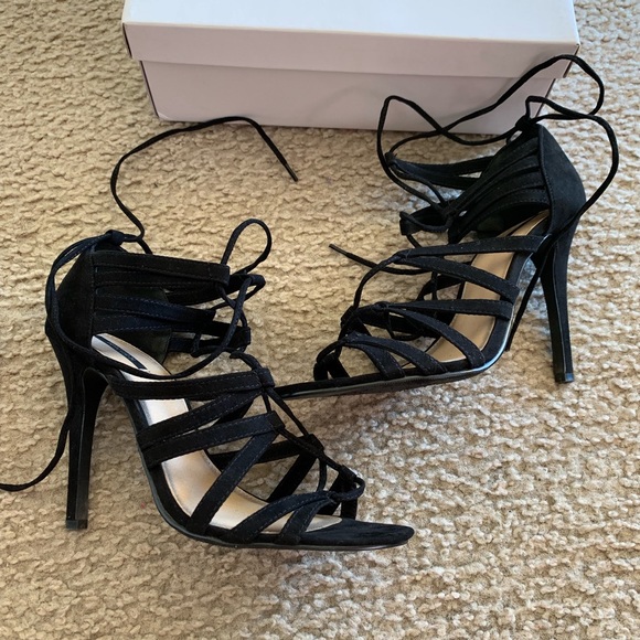 Forever 21 Strap High Heels Black sz 9 - Picture 2 of 6